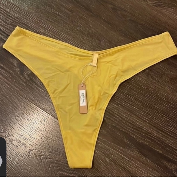 SKIMS Intimates & Sleepwear Skims Thongs Poshmark